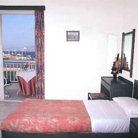 Ágios Nikólaos Bousoulas Apartments מראה חיצוני תמונה